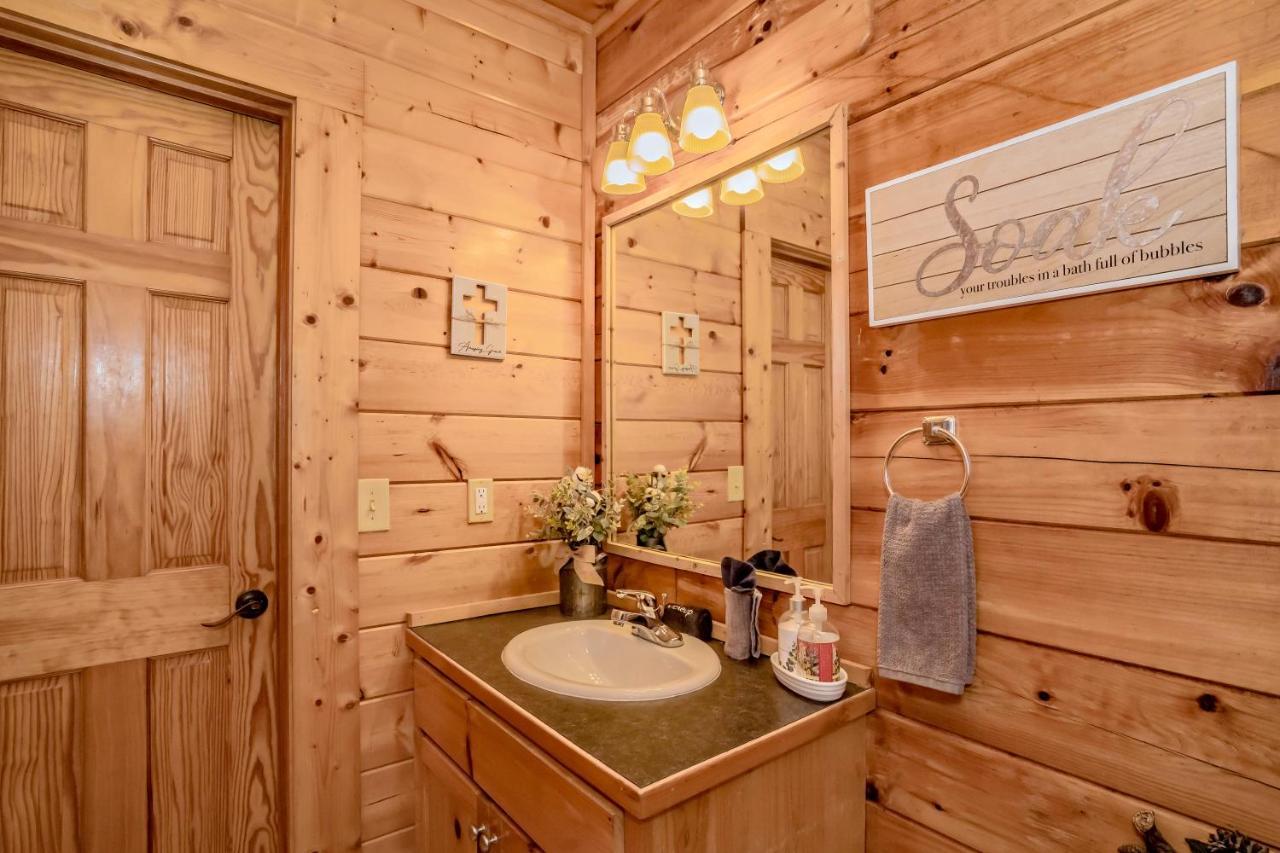 *Family Friendly Cabin Near Dollywood! Pigeon Forge Exteriör bild